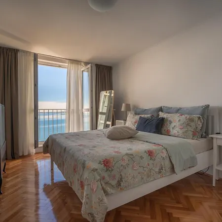 City Vibes Apartment With Balcony And Spectacular View Porec Exterior photo