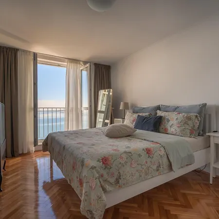 City Vibes Apartment With Balcony And Spectacular View Porec Exterior photo